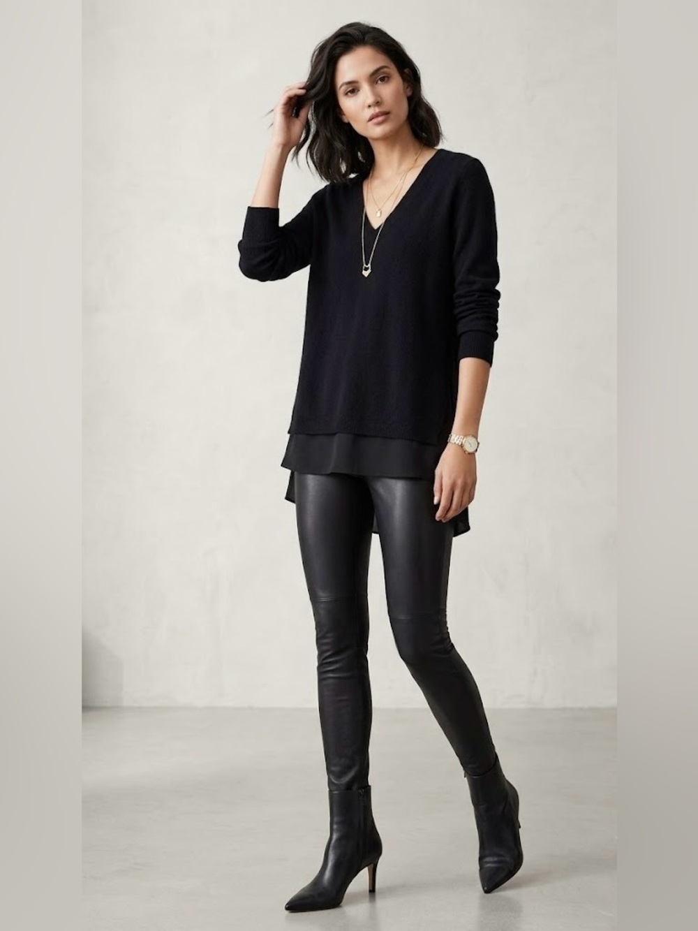Vince Mixed Media V-Neck Tunic Sweater Wool Cashmere Silk Trim Black XS - Picture 9 of 9